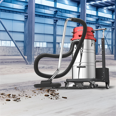 工廠車間需要使用專業(yè)的工業(yè)吸塵器來(lái)清潔